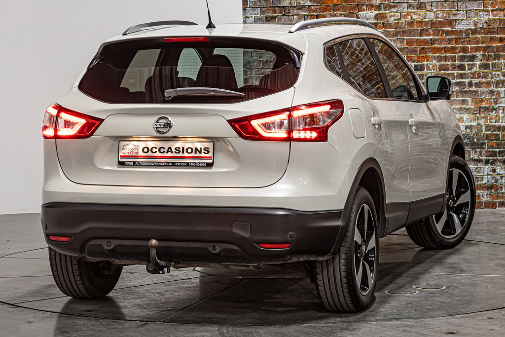Nissan QASHQAI 1.6 N-Connecta | Panoramadak | 360 graden camera | Cruise Control | Trekhaak 52526604-10.jpg | Autobedrijf van Geel