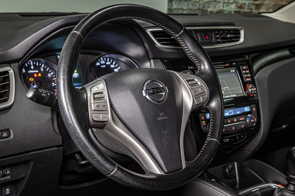 Nissan QASHQAI 1.6 N-Connecta | Panoramadak | 360 graden camera | Cruise Control | Trekhaak 52526604-24.jpg | Autobedrijf van Geel
