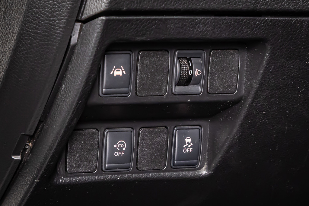 Nissan QASHQAI 1.6 N-Connecta | Panoramadak | 360 graden camera | Cruise Control | Trekhaak 52526604-27.jpg | Autobedrijf van Geel