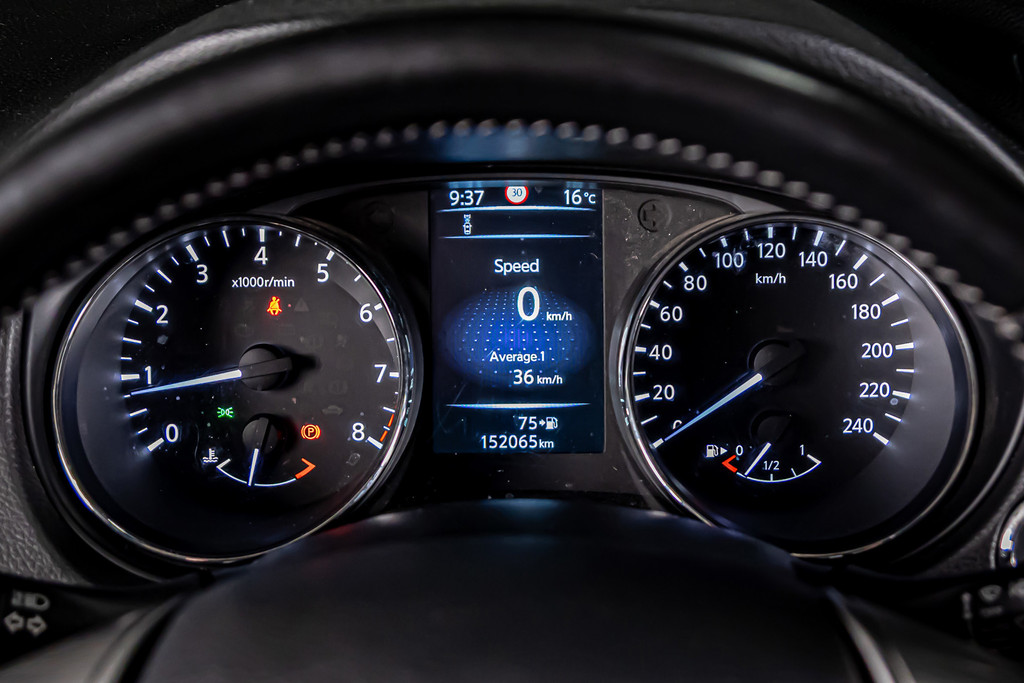 Nissan QASHQAI 1.6 N-Connecta | Panoramadak | 360 graden camera | Cruise Control | Trekhaak 52526604-31.jpg | Autobedrijf van Geel