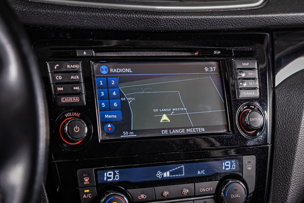 Nissan QASHQAI 1.6 N-Connecta | Panoramadak | 360 graden camera | Cruise Control | Trekhaak 52526604-35.jpg | Autobedrijf van Geel