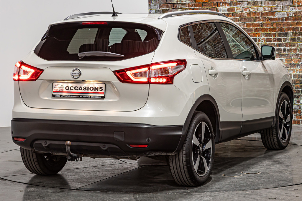 Nissan QASHQAI 1.6 N-Connecta | Panoramadak | 360 graden camera | Cruise Control | Trekhaak 52526604-9.jpg | Autobedrijf van Geel