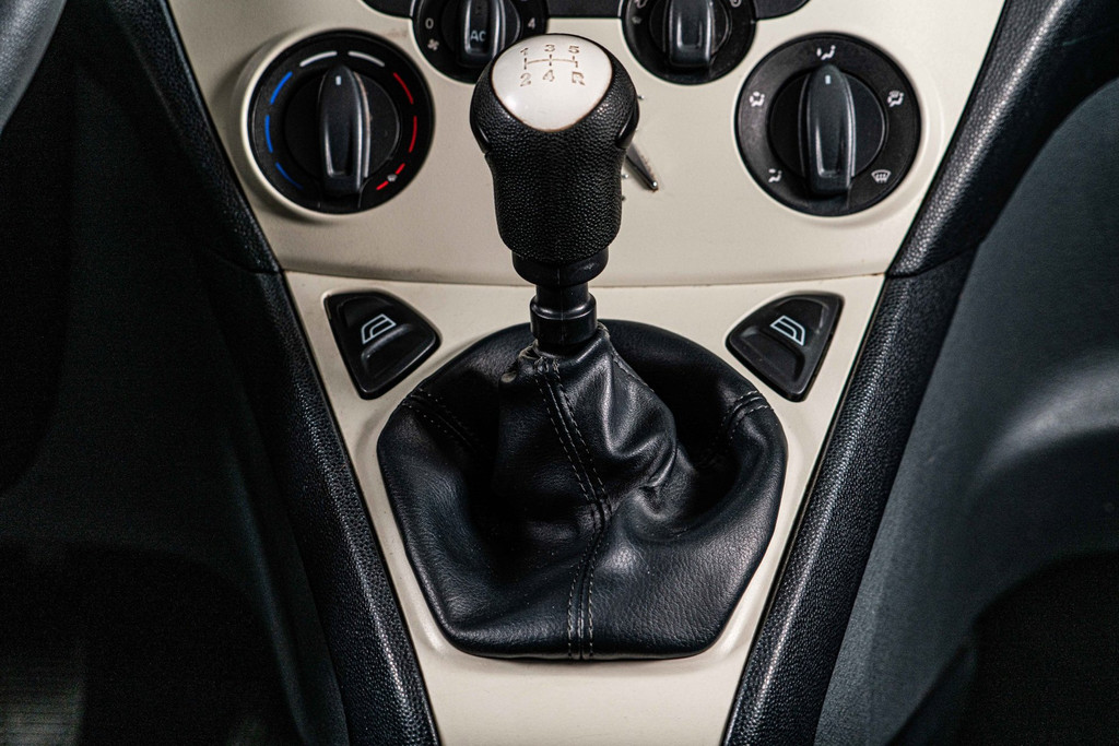Ford Ka 1.2 Trend I Airco I 52605978-36.jpg | Autobedrijf van Geel