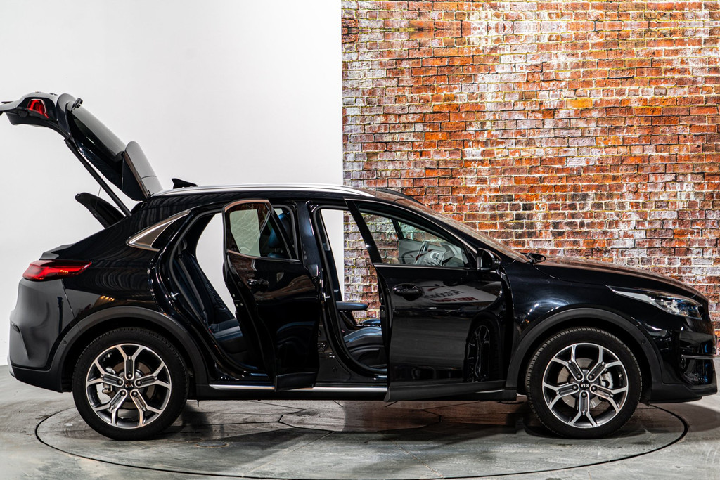 Kia Xceed 1.6 GDi PHEV ExecutiveLine | Panoramadak | Memory Seats | Stoelverwaming + verkoeling | Adaptive Cruise Control 52684946-18.jpg | Autobedrijf van Geel