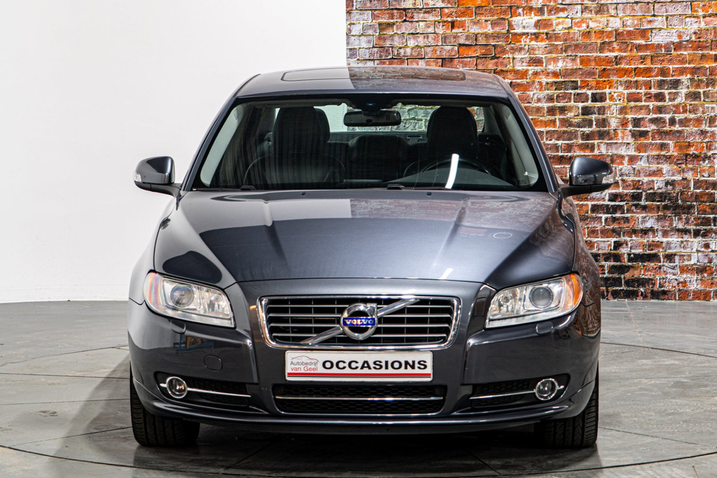 Volvo S80 3.2 Summum 52932653-1.jpg | Autobedrijf van Geel