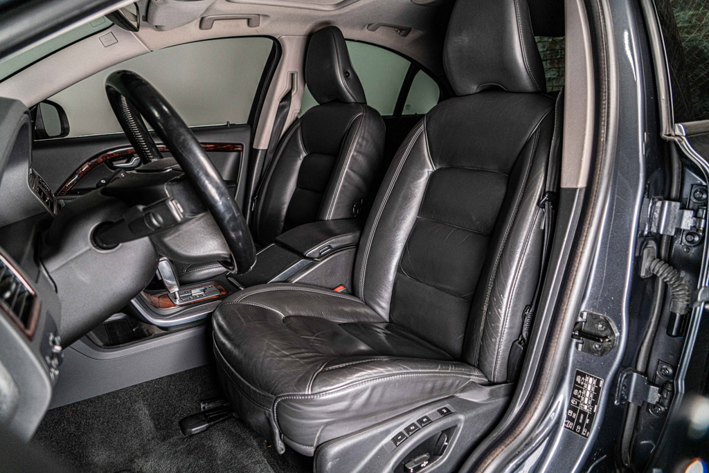 Volvo S80 3.2 Summum 52932653-34.jpg | Autobedrijf van Geel