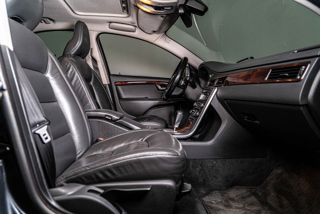 Volvo S80 3.2 Summum 52932653-40.jpg | Autobedrijf van Geel