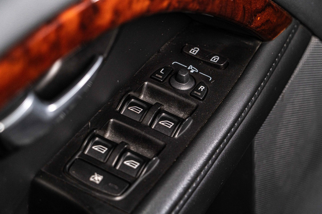 Volvo S80 3.2 Summum 52932653-50.jpg | Autobedrijf van Geel