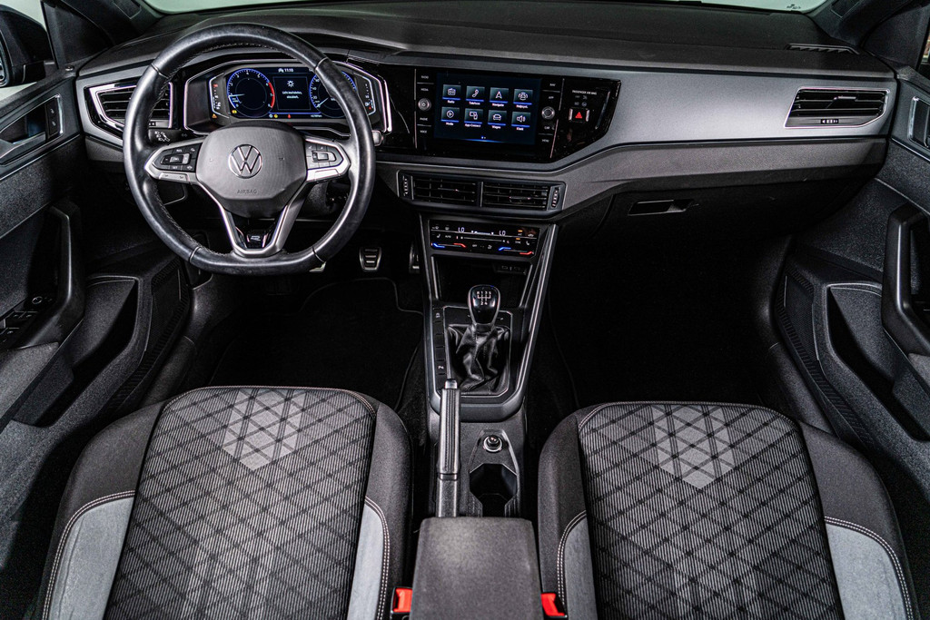 Volkswagen Polo 1.0 TSI R-Line| Apple Carplay | LED | DAB+ |Adaptive Cruise Control LM 17' Bergamo 53092985-30.jpg | Autobedrijf van Geel