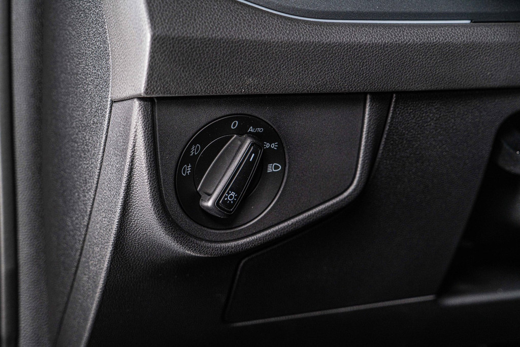 Volkswagen Polo 1.0 TSI R-Line| Apple Carplay | LED | DAB+ |Adaptive Cruise Control LM 17' Bergamo 53092985-41.jpg | Autobedrijf van Geel