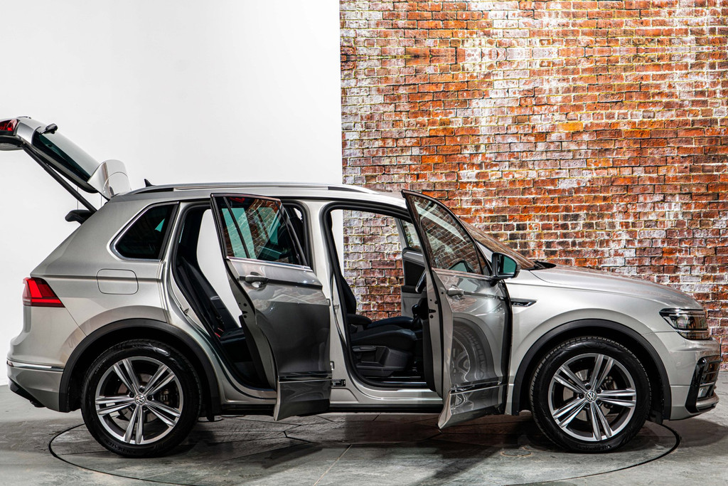 Volkswagen Tiguan 1.5 TSI Comfortline Business | Panoramadak | Adaptive Cruise Control | LED 53104813-20.jpg | Autobedrijf van Geel