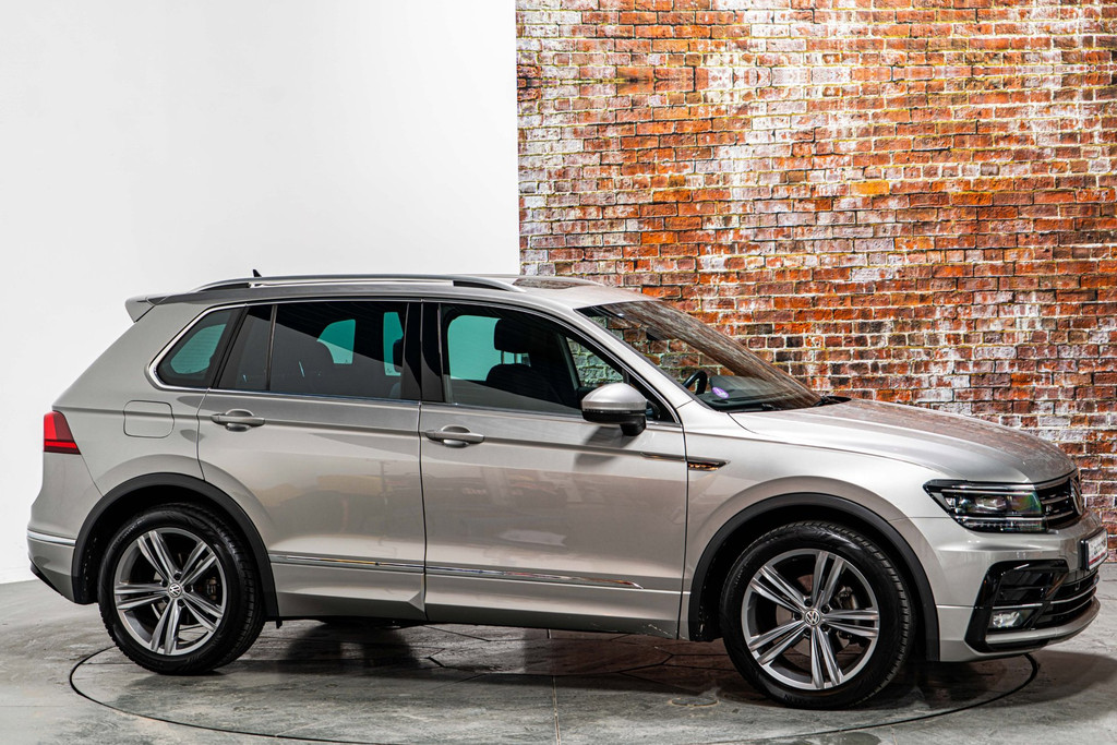 Volkswagen Tiguan 1.5 TSI Comfortline Business | Panoramadak | Adaptive Cruise Control | LED 53104813-22.jpg | Autobedrijf van Geel