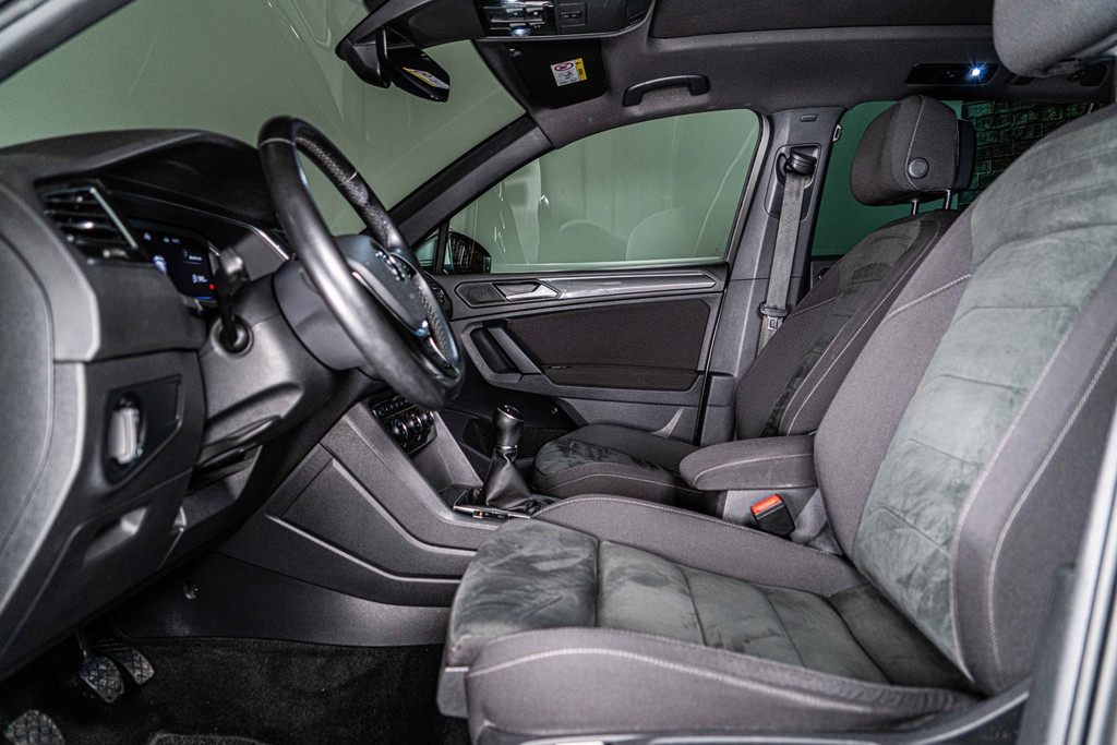 Volkswagen Tiguan 1.5 TSI Comfortline Business | Panoramadak | Adaptive Cruise Control | LED 53104813-30.jpg | Autobedrijf van Geel