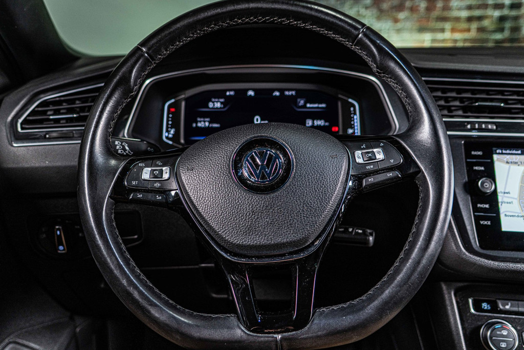 Volkswagen Tiguan 1.5 TSI Comfortline Business | Panoramadak | Adaptive Cruise Control | LED 53104813-48.jpg | Autobedrijf van Geel