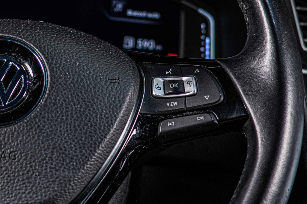 Volkswagen Tiguan 1.5 TSI Comfortline Business | Panoramadak | Adaptive Cruise Control | LED 53104813-50.jpg | Autobedrijf van Geel