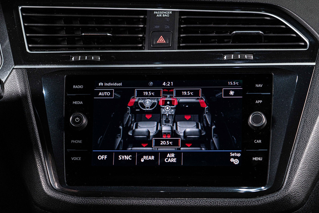 Volkswagen Tiguan 1.5 TSI Comfortline Business | Panoramadak | Adaptive Cruise Control | LED 53104813-60.jpg | Autobedrijf van Geel