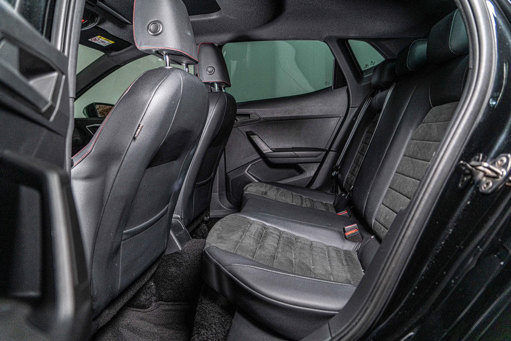 SEAT Ibiza 1.5 TSI FR Business Intense Plus | Schuif/kanteldak | Beats Audio | Adaptive Cruise Control | Apple Carplay/Android 53162658-32.jpg | Autobedrijf van Geel