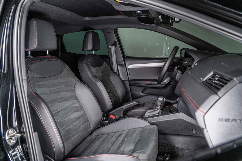 SEAT Ibiza 1.5 TSI FR Business Intense Plus | Schuif/kanteldak | Beats Audio | Adaptive Cruise Control | Apple Carplay/Android 53162658-37.jpg | Autobedrijf van Geel