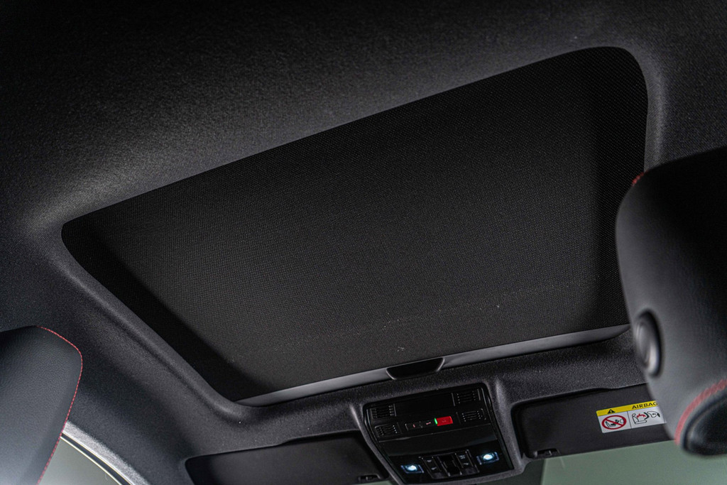 SEAT Ibiza 1.5 TSI FR Business Intense Plus | Schuif/kanteldak | Beats Audio | Adaptive Cruise Control | Apple Carplay/Android 53162658-56.jpg | Autobedrijf van Geel