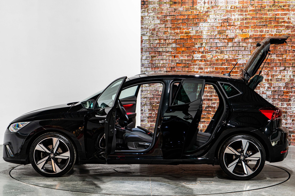 SEAT Ibiza 1.5 TSI FR Business Intense Plus | Schuif/kanteldak | Beats Audio | Adaptive Cruise Control | Apple Carplay/Android 53162658-7.jpg | Autobedrijf van Geel