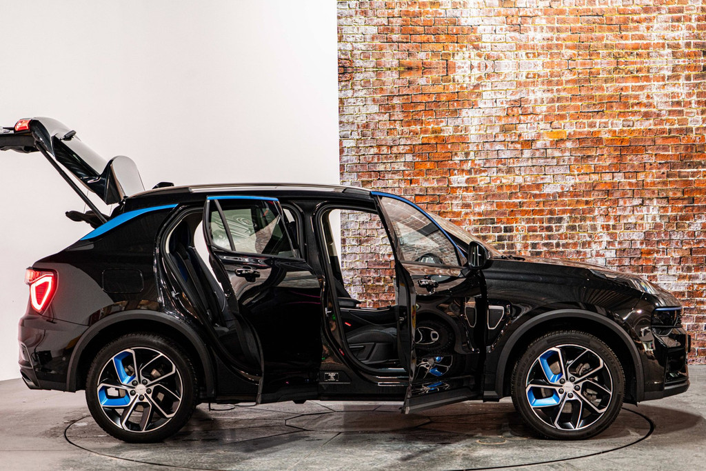 Lynk & Co 01 1.5 PHEV | PANO | ACC | 360 Graden Camera | Infinity Audio | 261 PK 53415712-16.jpg | Autobedrijf van Geel