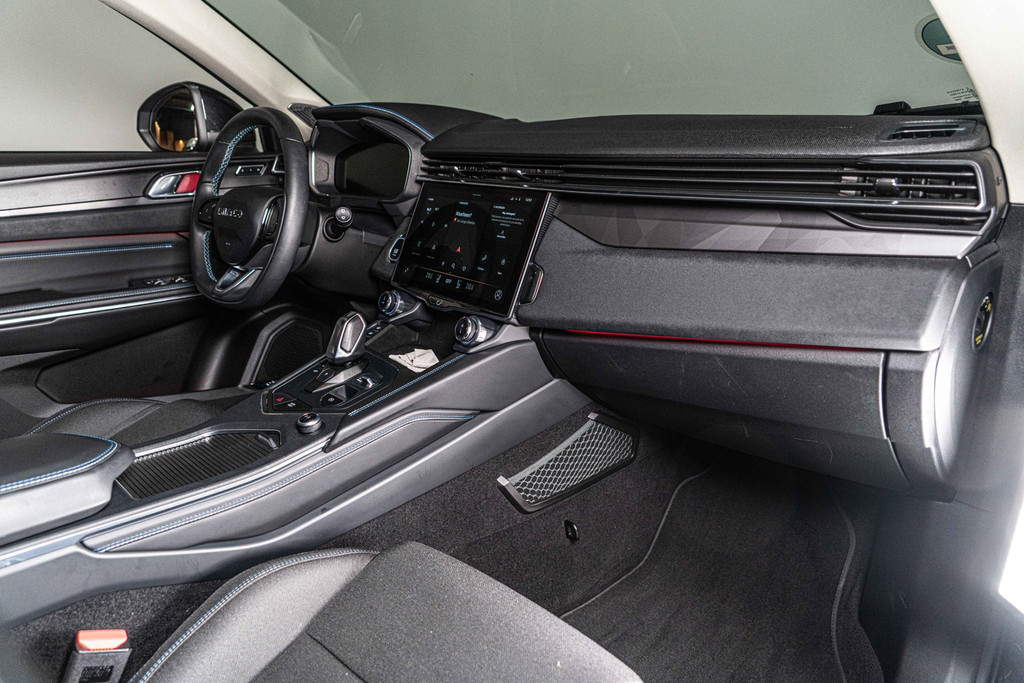Lynk & Co 01 1.5 PHEV | PANO | ACC | 360 Graden Camera | Infinity Audio | 261 PK 53415712-33.jpg | Autobedrijf van Geel
