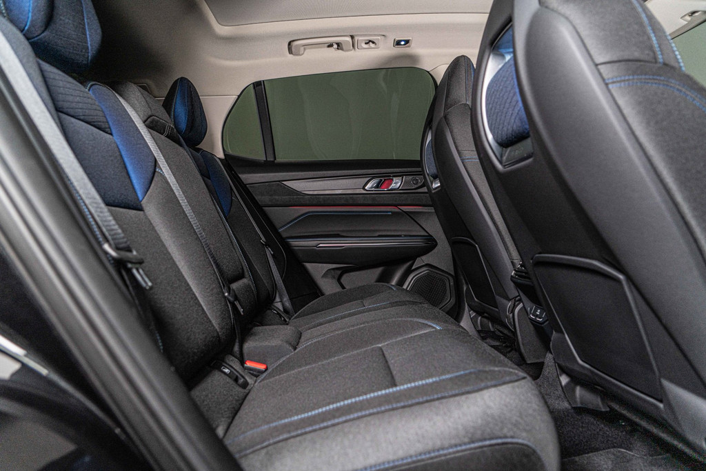 Lynk & Co 01 1.5 PHEV | PANO | ACC | 360 Graden Camera | Infinity Audio | 261 PK 53415712-35.jpg | Autobedrijf van Geel