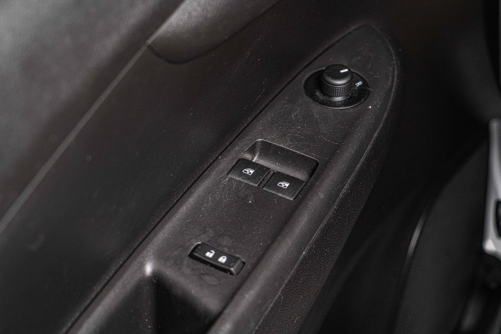 Opel KARL 1.0 ecoFLEX Innovation 53417074-22.jpg | Autobedrijf van Geel