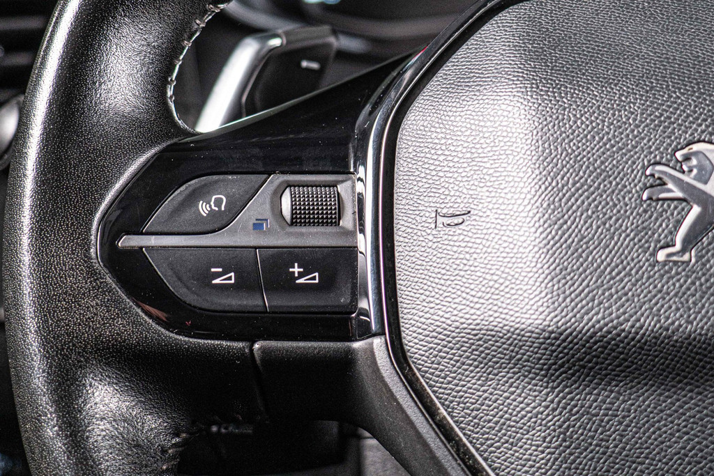 Peugeot 2008 1.2 PureTech Active | Cruise Control | DAB+ | Apple Carplay 53420042-33.jpg | Autobedrijf van Geel