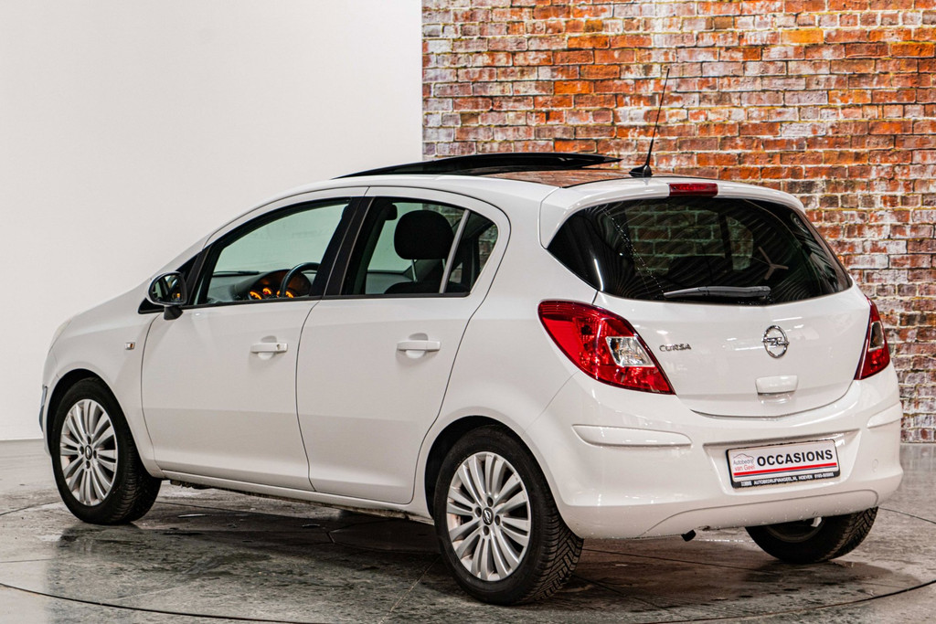 Opel Corsa 1.4-16V Cosmo | Cruise Control | Panoramadak 53420176-9.jpg | Autobedrijf van Geel