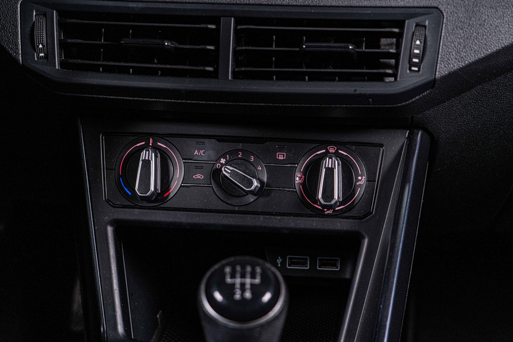 Volkswagen Polo 1.0 MPI Trendline | Airco | Cruise Control | Apple Carplay 53615289-34.jpg | Autobedrijf van Geel