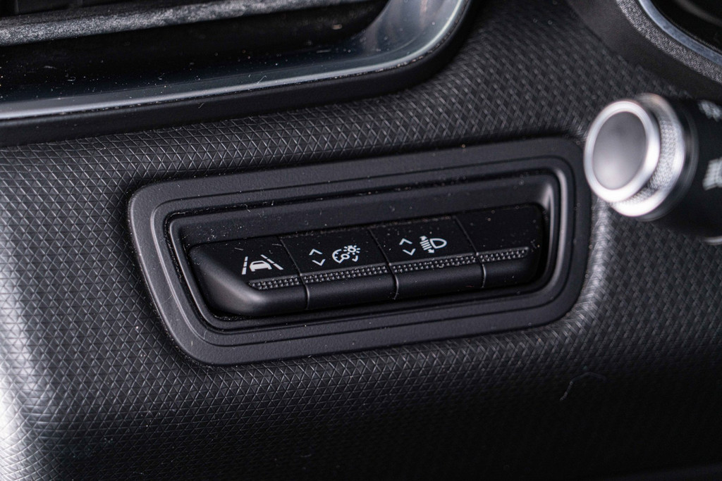 Renault Clio 1.0 TCe | Airco | Cruise Control | Apple Carplay | Stoelverwarming 53706134-29.jpg | Autobedrijf van Geel