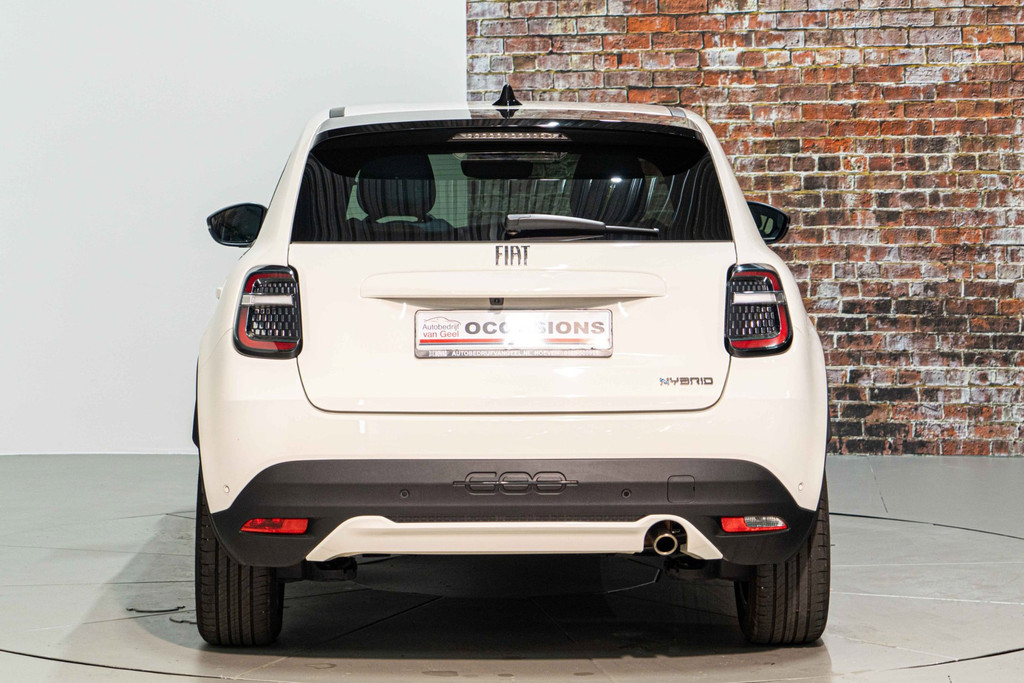 Fiat 600 1.2 Hybrid La Prima | Adaptive Cruise Control | Keyless-Entry&Go | Achteruitrijcamera | 360°SurroundView | Leder 54170791-14.jpg | Autobedrijf van Geel