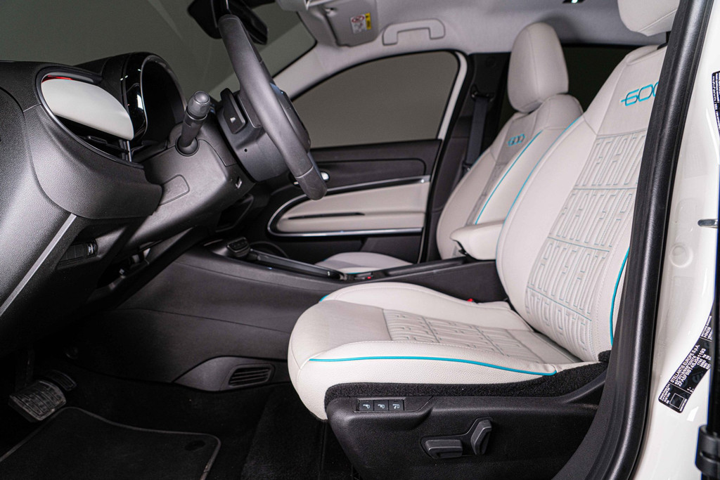 Fiat 600 1.2 Hybrid La Prima | Adaptive Cruise Control | Keyless-Entry&Go | Achteruitrijcamera | 360°SurroundView | Leder 54170791-26.jpg | Autobedrijf van Geel