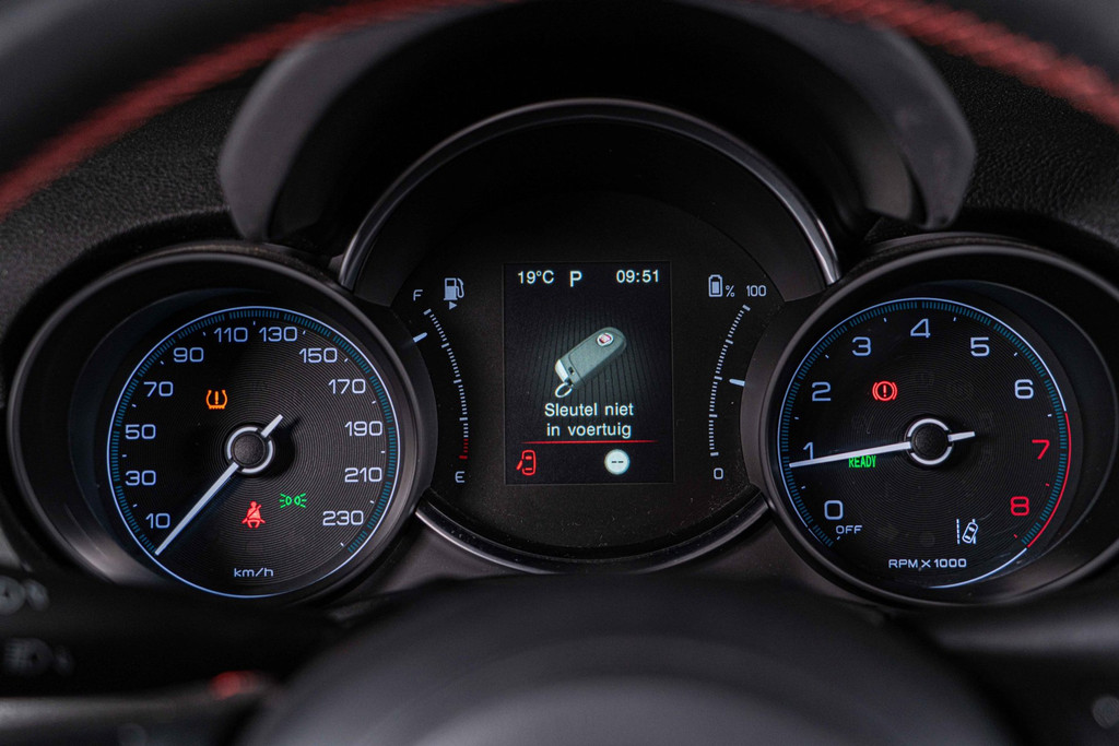 Fiat 500X 1.5 Hybrid Sport I Apple carplay I Achteruitrij camera | Cruise Control | Keyless Start 54172802-57.jpg | Autobedrijf van Geel