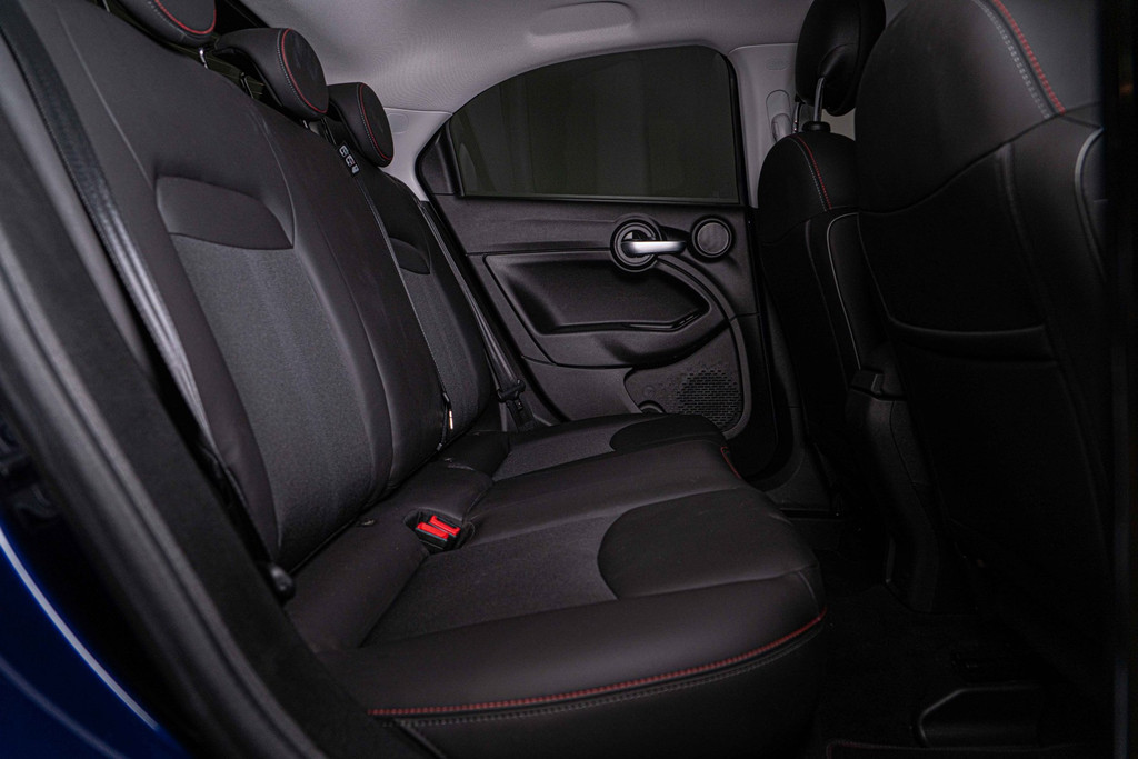 Fiat 500X 1.5 Hybrid Sport I Apple carplay I Achteruitrij camera | Cruise Control | Keyless Start 54172802-64.jpg | Autobedrijf van Geel