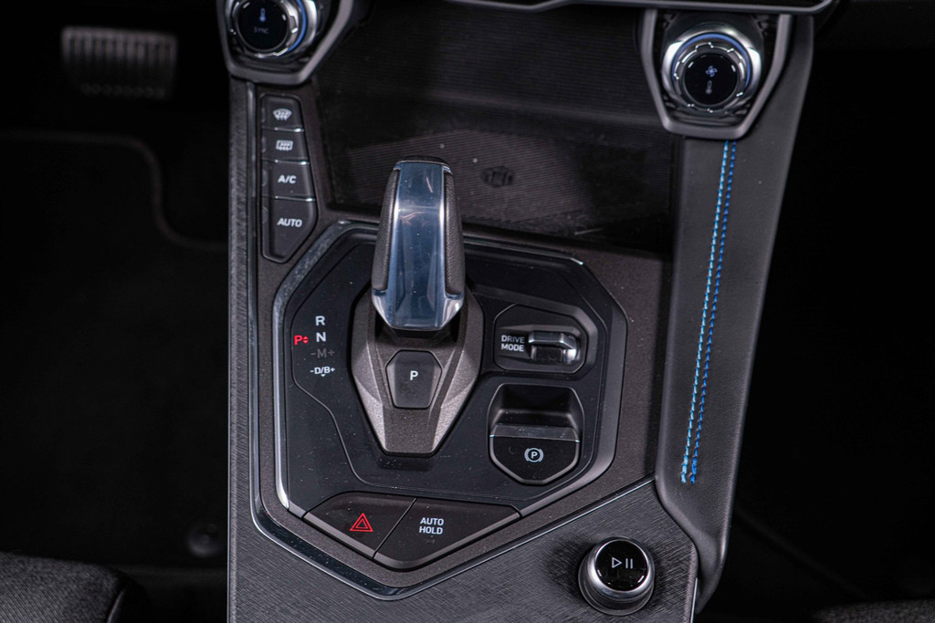 Lynk & Co 01 1.5 PHEV | MY22 | PANO | 360 CAMERA | ACC | KEYLESS | NAVI | RIJKLAARPRIJS INCL. BOVAG GARANTIE 54184143-39.jpg | Autobedrijf van Geel