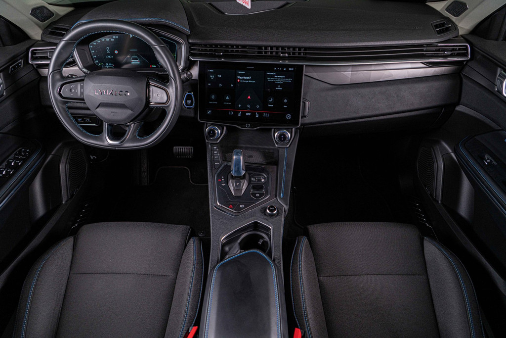 Lynk & Co 01 1.5 PHEV | MY22 | PANO | 360 CAMERA | ACC | KEYLESS | NAVI | RIJKLAARPRIJS INCL. BOVAG GARANTIE 54184143-42.jpg | Autobedrijf van Geel