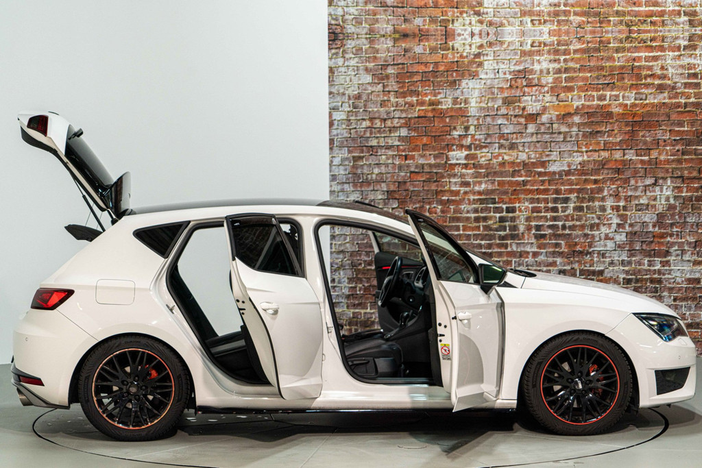 SEAT Leon 1.4 EcoTSI FR | Sport-pakket | Winter-pakket | Stage 2 | Cruise control 54184700-21.jpg | Autobedrijf van Geel