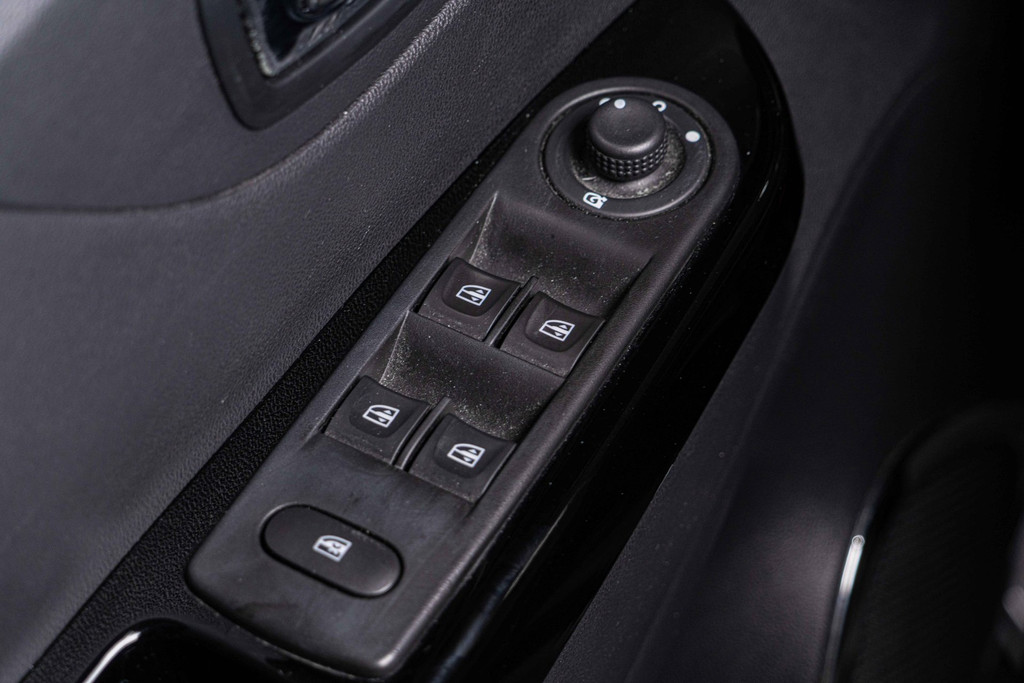 Renault Captur 0.9 TCe Limited | Trekhaak | Keyless entry/Go | Achteruitrijcamera 54194064-29.jpg | Autobedrijf van Geel