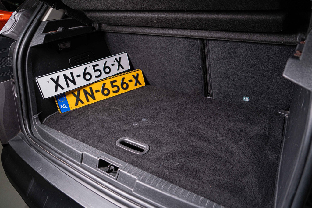 Renault Captur 0.9 TCe Limited | Trekhaak | Keyless entry/Go | Achteruitrijcamera 54194064-66.jpg | Autobedrijf van Geel