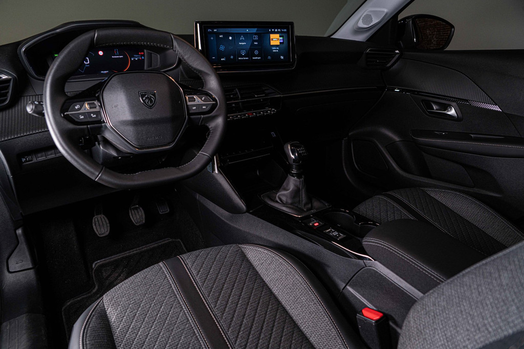 Peugeot 208 1.2 PureTech 100 Allure | Vision pack | Cruise Control | 360 Camera | Achteruitrijcamera 54194993-28.jpg | Autobedrijf van Geel