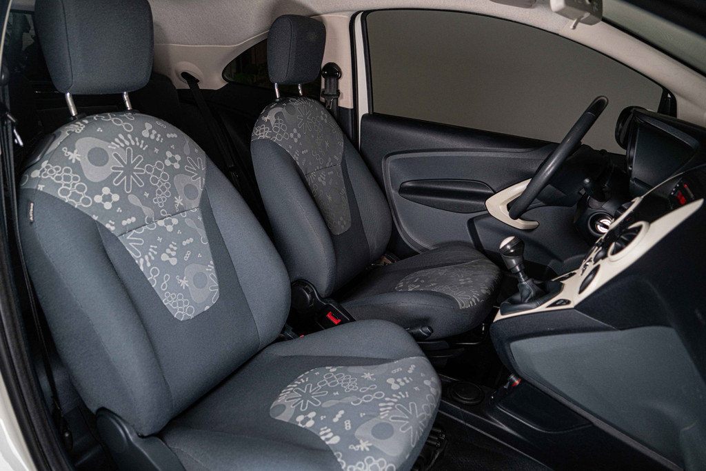 Ford Ka 1.2 Cool&Sound | Airco 54487800-26.jpg | Autobedrijf van Geel