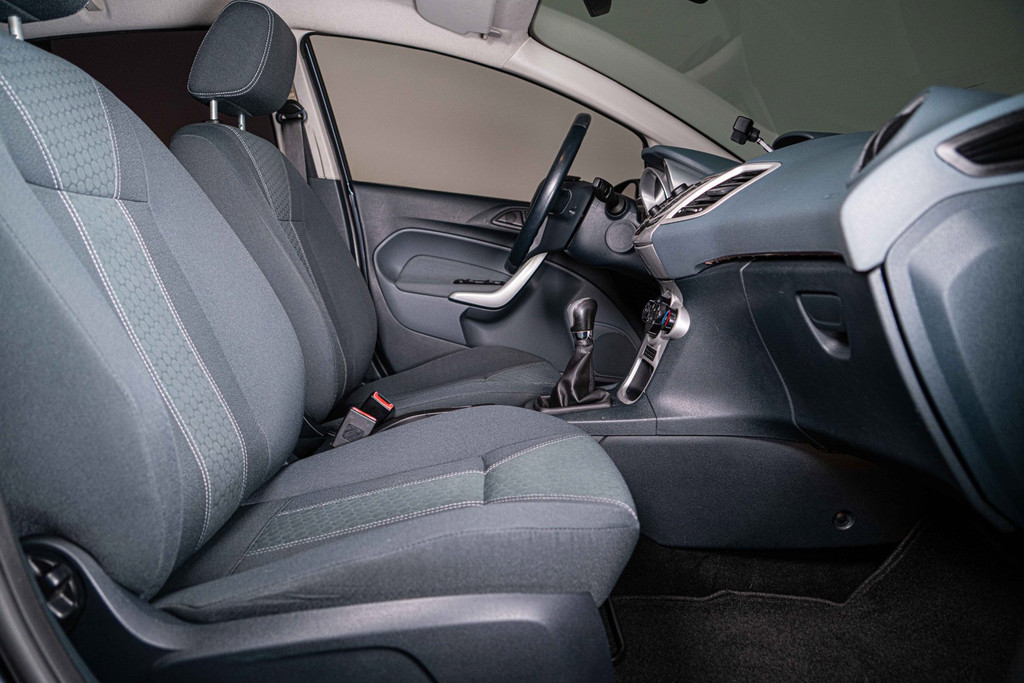 Ford Fiesta 1.25 Trend | Airco 54653216-31.jpg | Autobedrijf van Geel