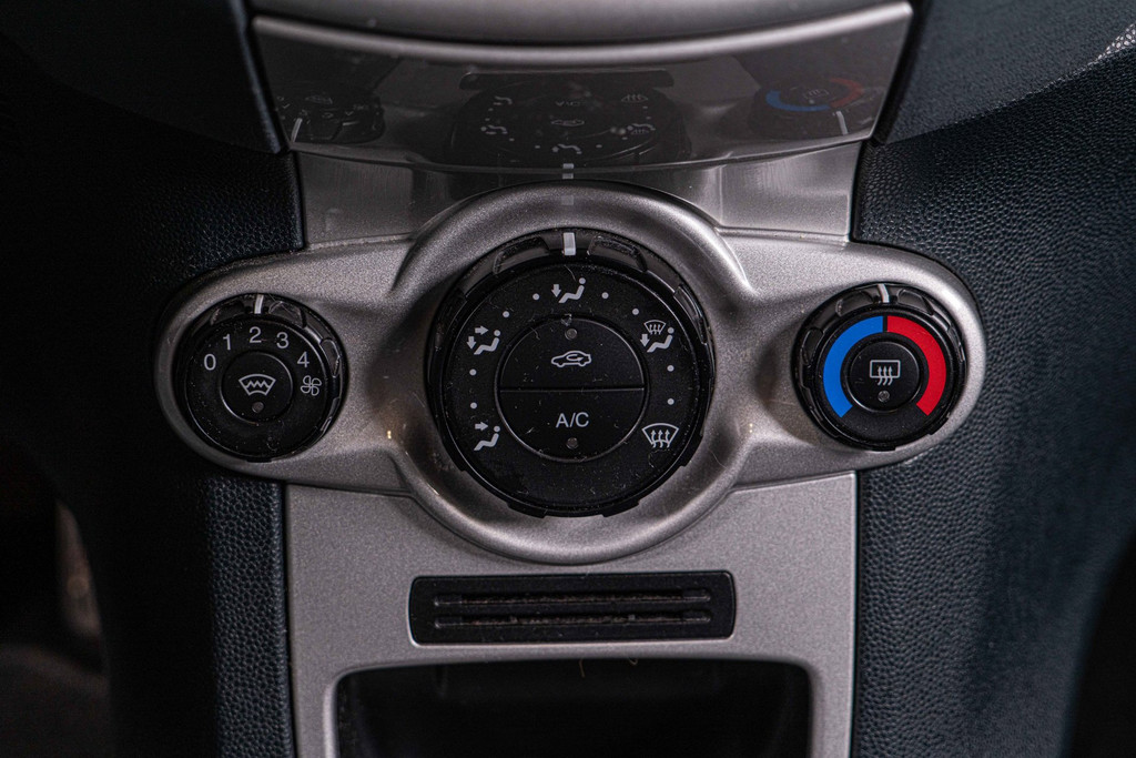 Ford Fiesta 1.25 Trend | Airco 54653216-39.jpg | Autobedrijf van Geel