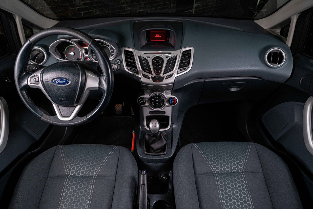 Ford Fiesta 1.25 Trend | Airco 54653216-40.jpg | Autobedrijf van Geel