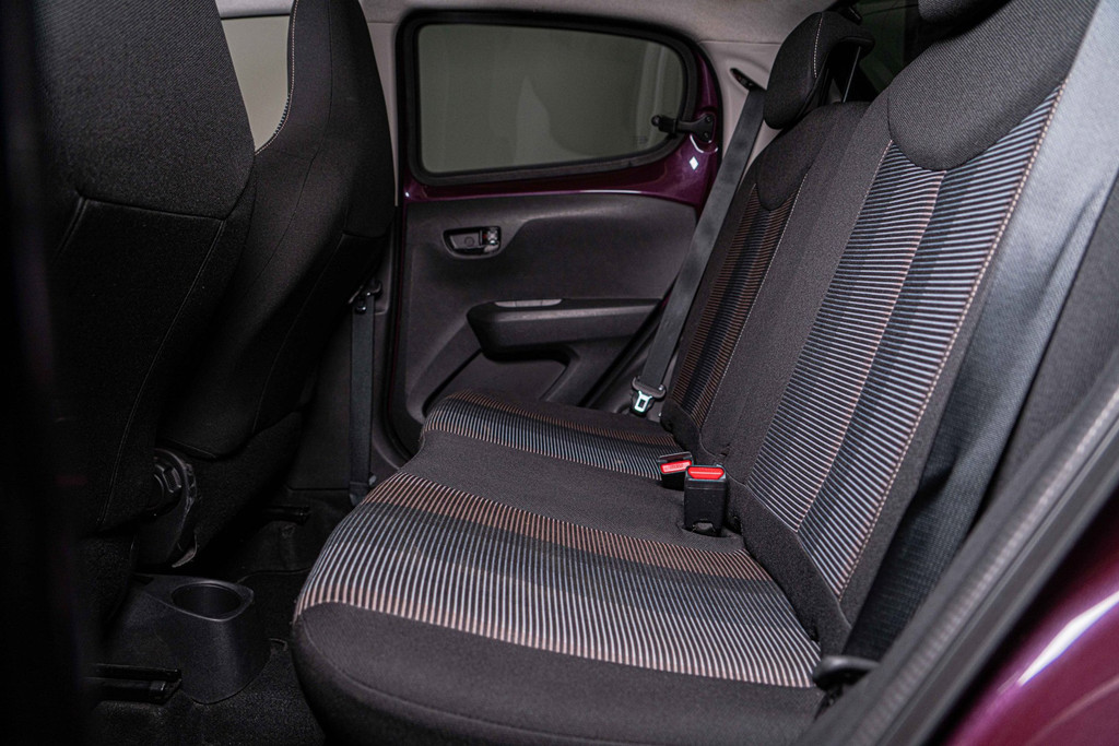 Peugeot 108 1.0 e-VTi Allure TOP! | Cabrio | Airco | Multimedia 54655057-33.jpg | Autobedrijf van Geel