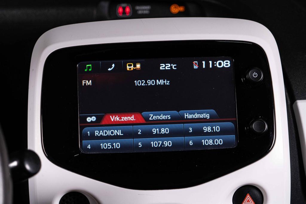 Peugeot 108 1.0 e-VTi Allure TOP! | Cabrio | Airco | Multimedia 54655057-60.jpg | Autobedrijf van Geel
