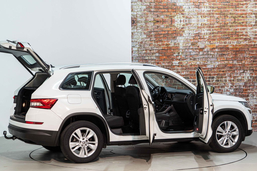 Škoda Kodiaq 1.4 TSI Ambition Business | Trekhaak | Adaptive Cruise Control | Achteruitrijcamera 54751282-17.jpg | Autobedrijf van Geel