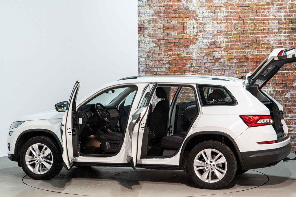Škoda Kodiaq 1.4 TSI Ambition Business | Trekhaak | Adaptive Cruise Control | Achteruitrijcamera 54751282-9.jpg | Autobedrijf van Geel